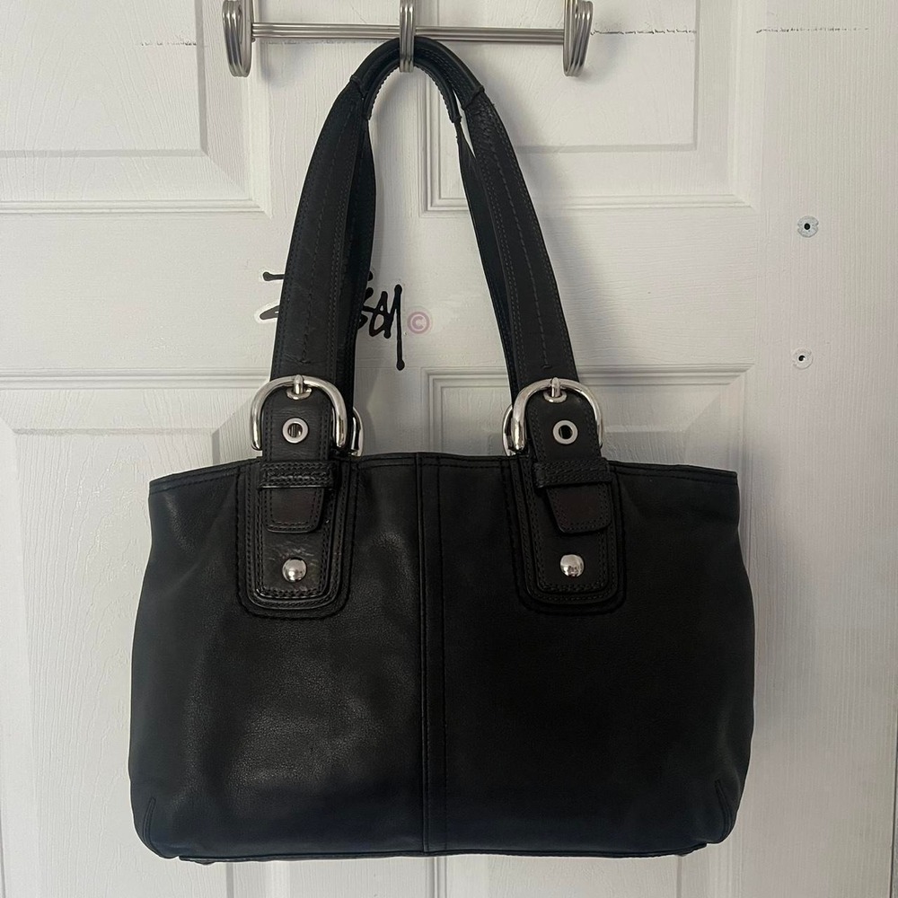y2k 2000s Coach Black Leather SoHo shoulder bag / handbag